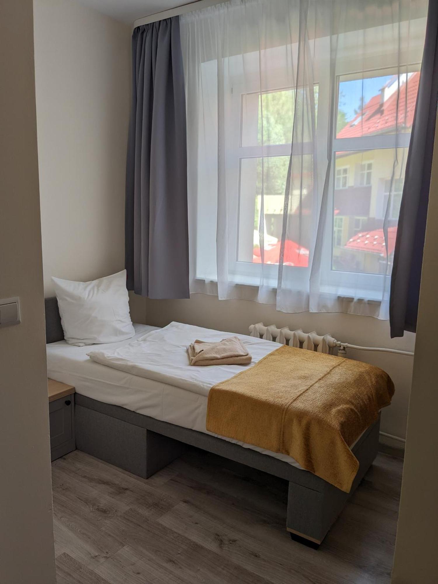 Klinika Mlodosci Medical Spa Swieradow-Zdroj Room photo